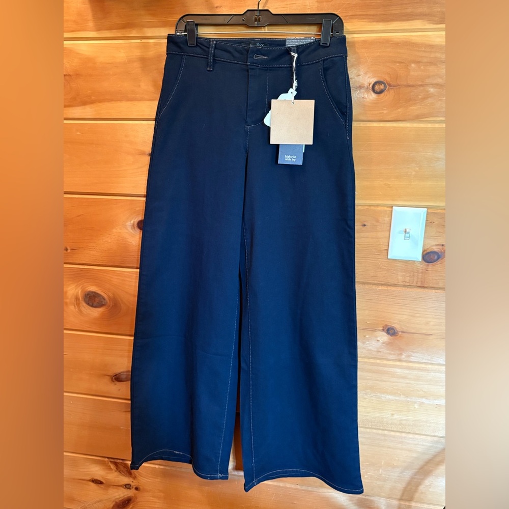 1822 Denim Women's Dark Blue Medium Rise Wide Leg Jeans size 8 NWT *